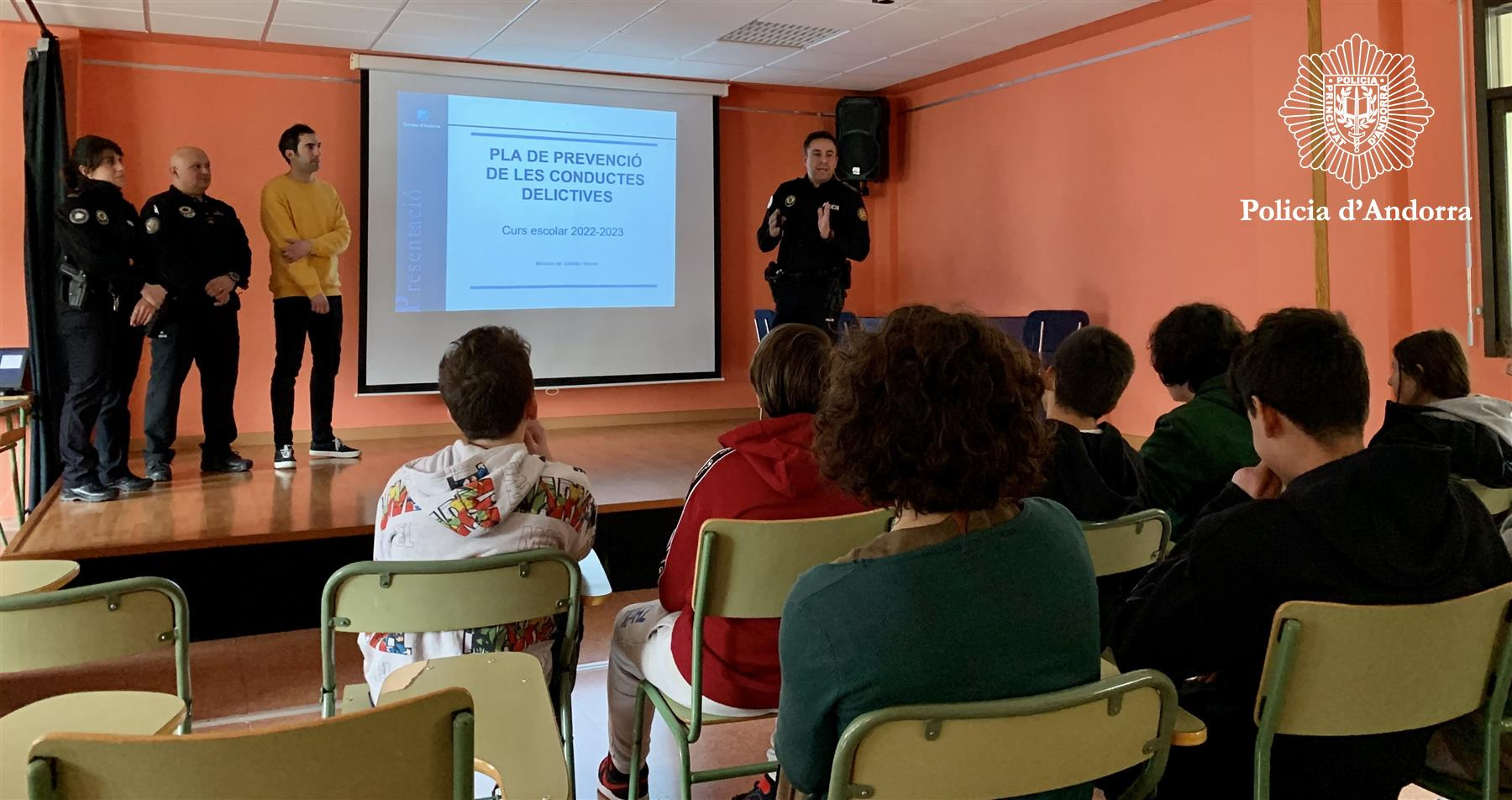 Com evitar el bullying, els riscos d’internet i la prevenció de conductes delictives centren les xerrades de la Policia