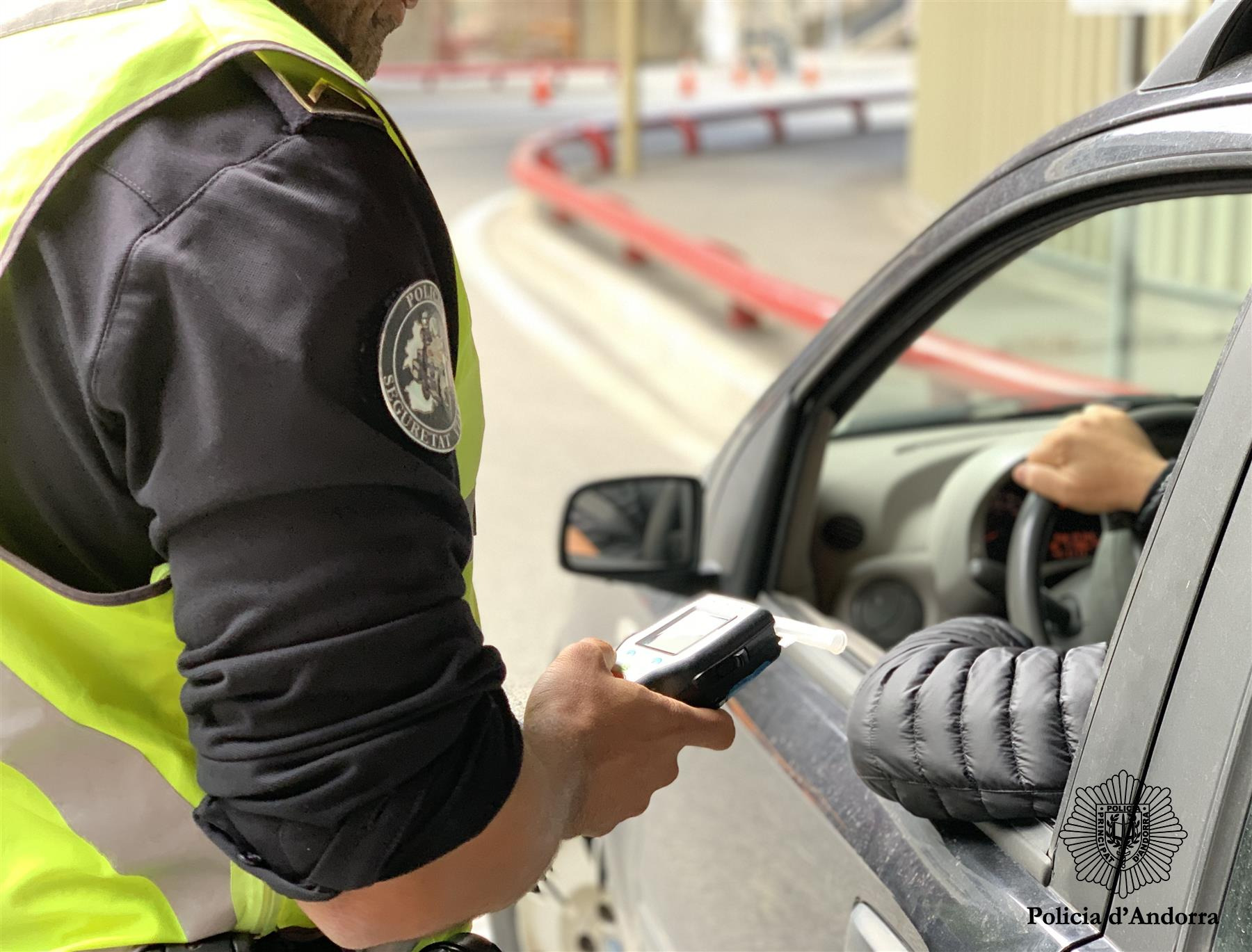 La Policia inicia una campanya contra el consum d’alcohol i drogues al volant