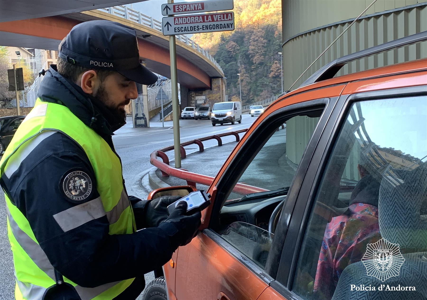 Prop de 2.000 controls i 80 detencions en la darrera campanya de la Policia contra l’alcohol i les drogues al volant