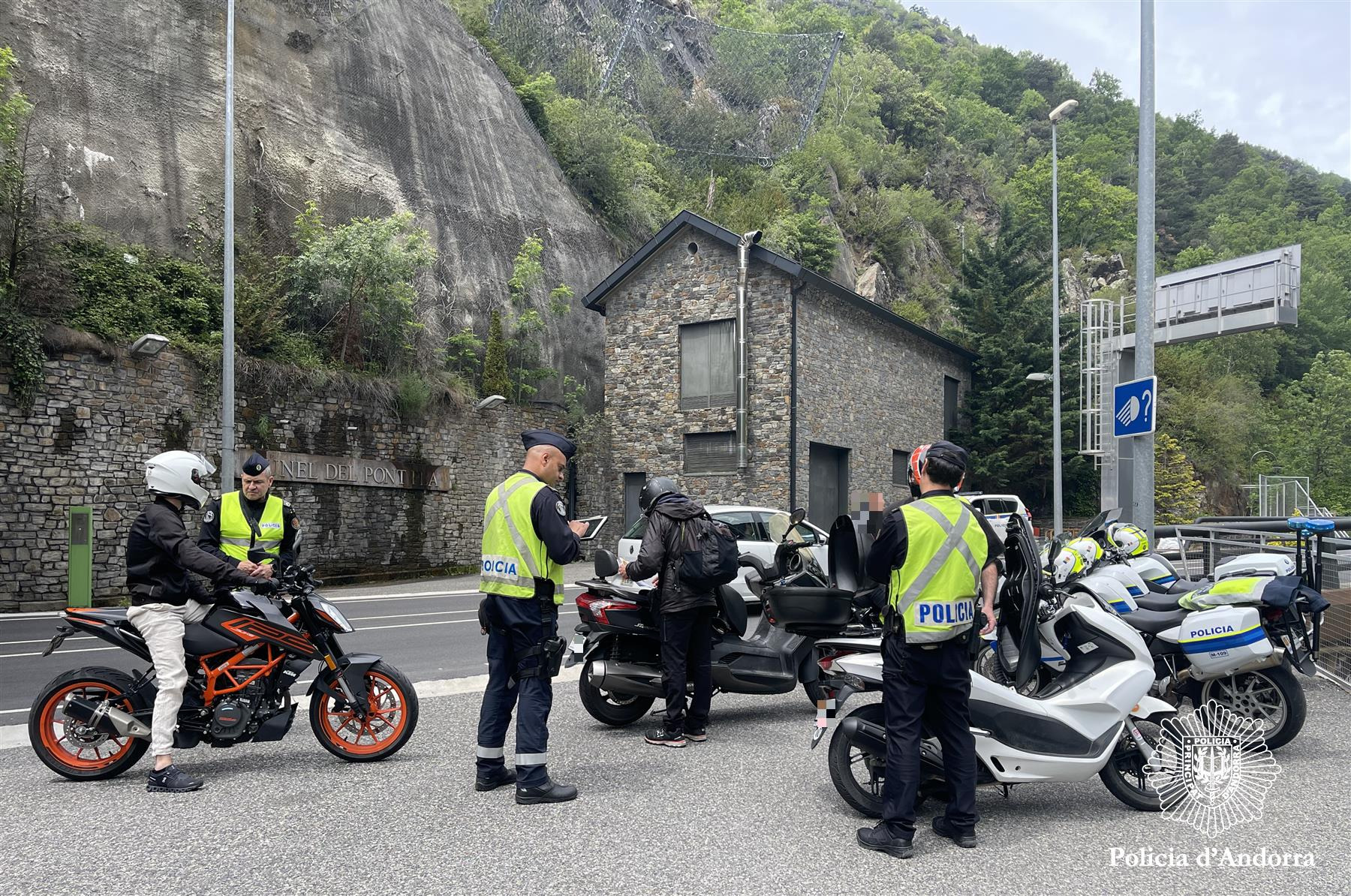 La Policia efectua prop de 600 controls en la darrera campanya de trànsit dirigida a motos, bicis i VMP