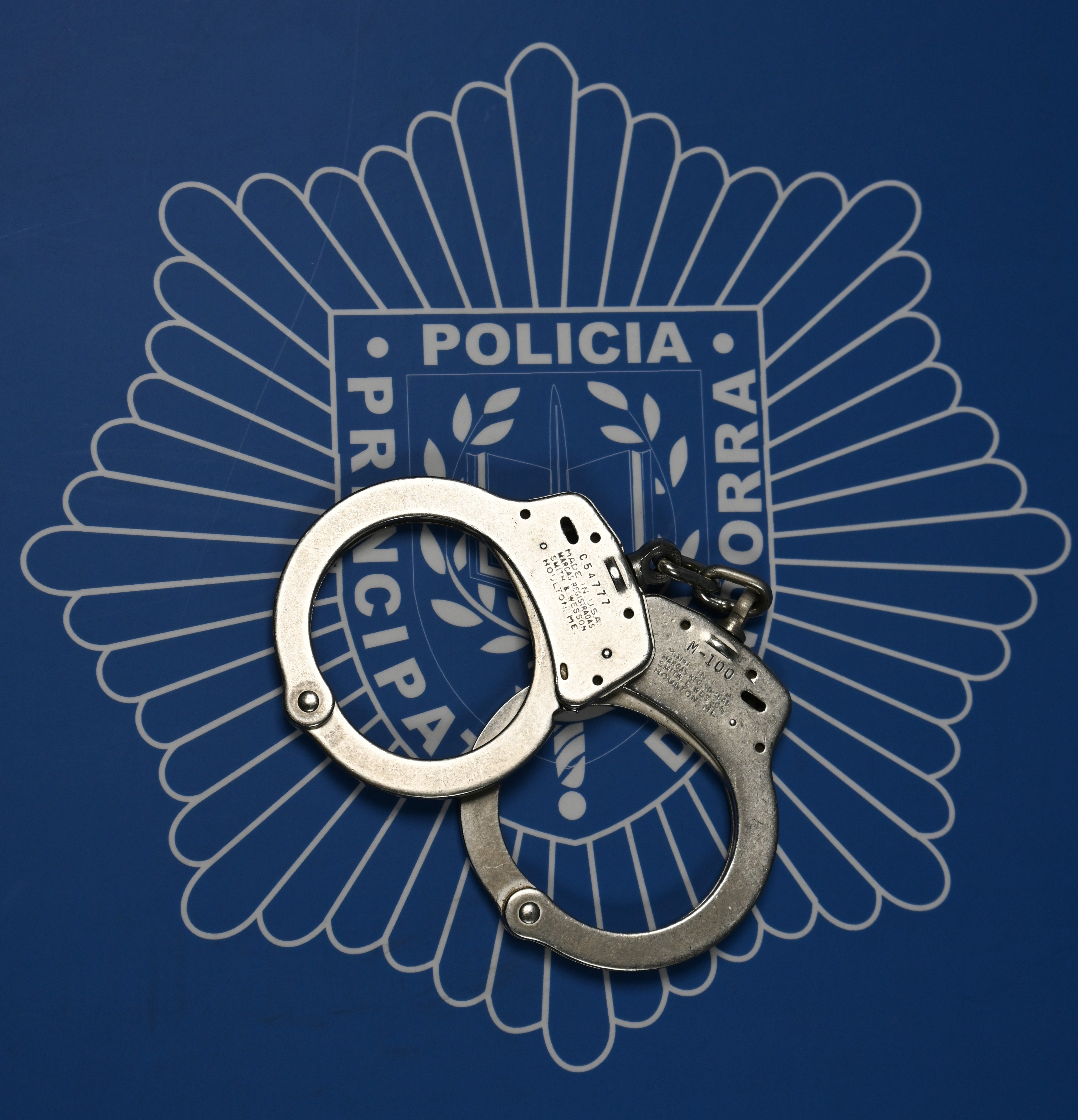 La Policia deté 5 persones durant el cap de setmana