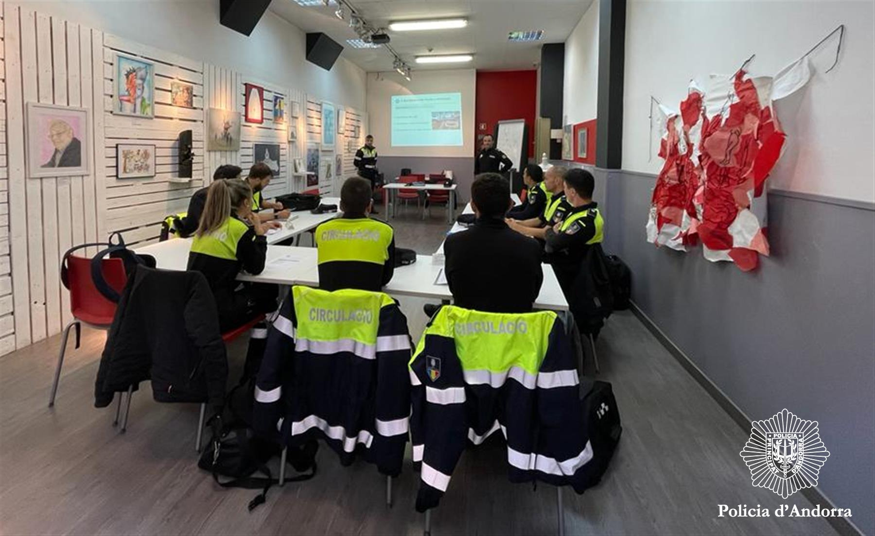 La Policia forma els nous agents de circulació en intervencions per accidents de trànsit