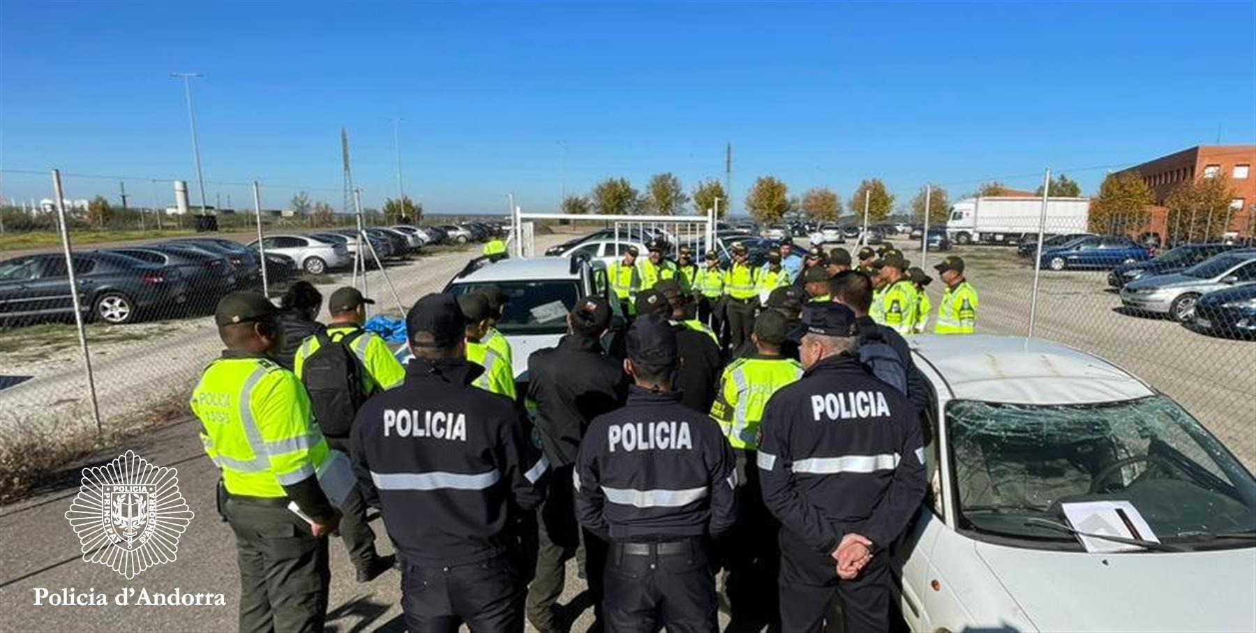 Quatre agents de Seguretat Viària aprofundeixen en tècniques d’investigació d’accidents en una formació amb la Guàrdia Civil