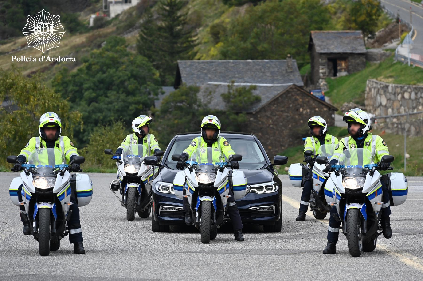 Els motoristes de la Policia completen una formació d’escorta de personalitats