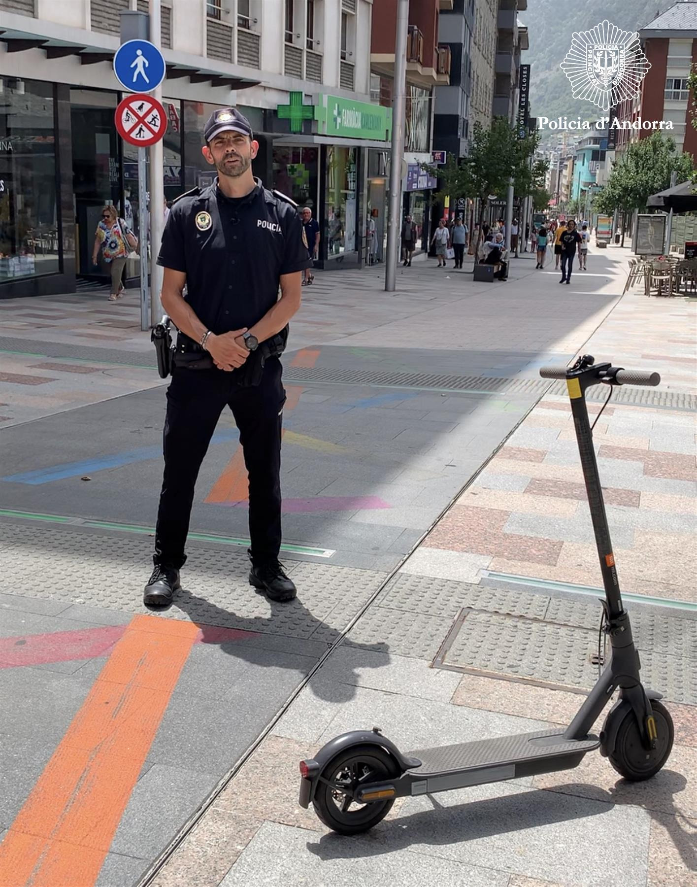 La Policia recorda com s'ha de circular amb patinet elèctric