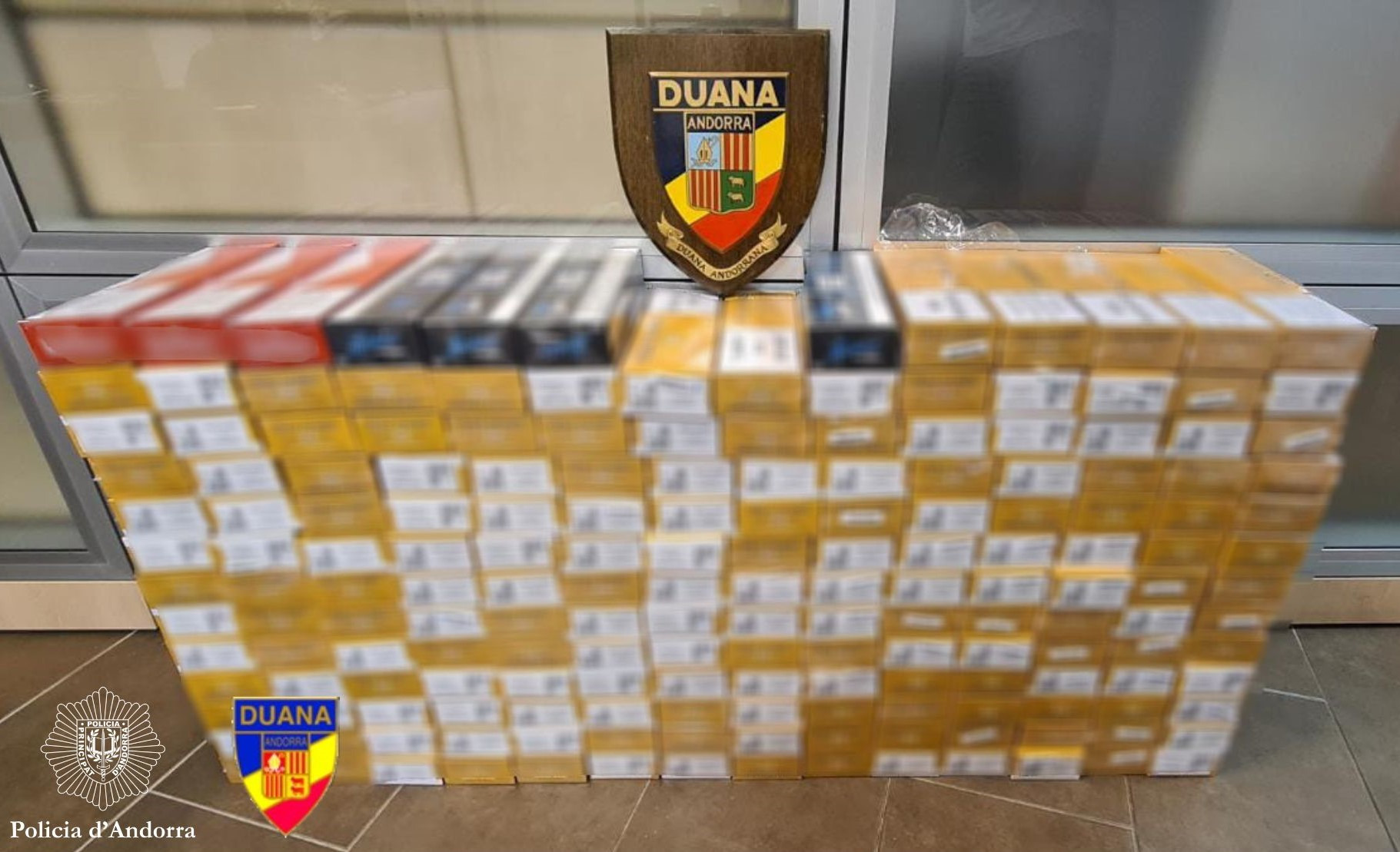 La Policia deté dos homes per contraban de tabac arran d’una intervenció de la Duana al centre d’Andorra la Vella