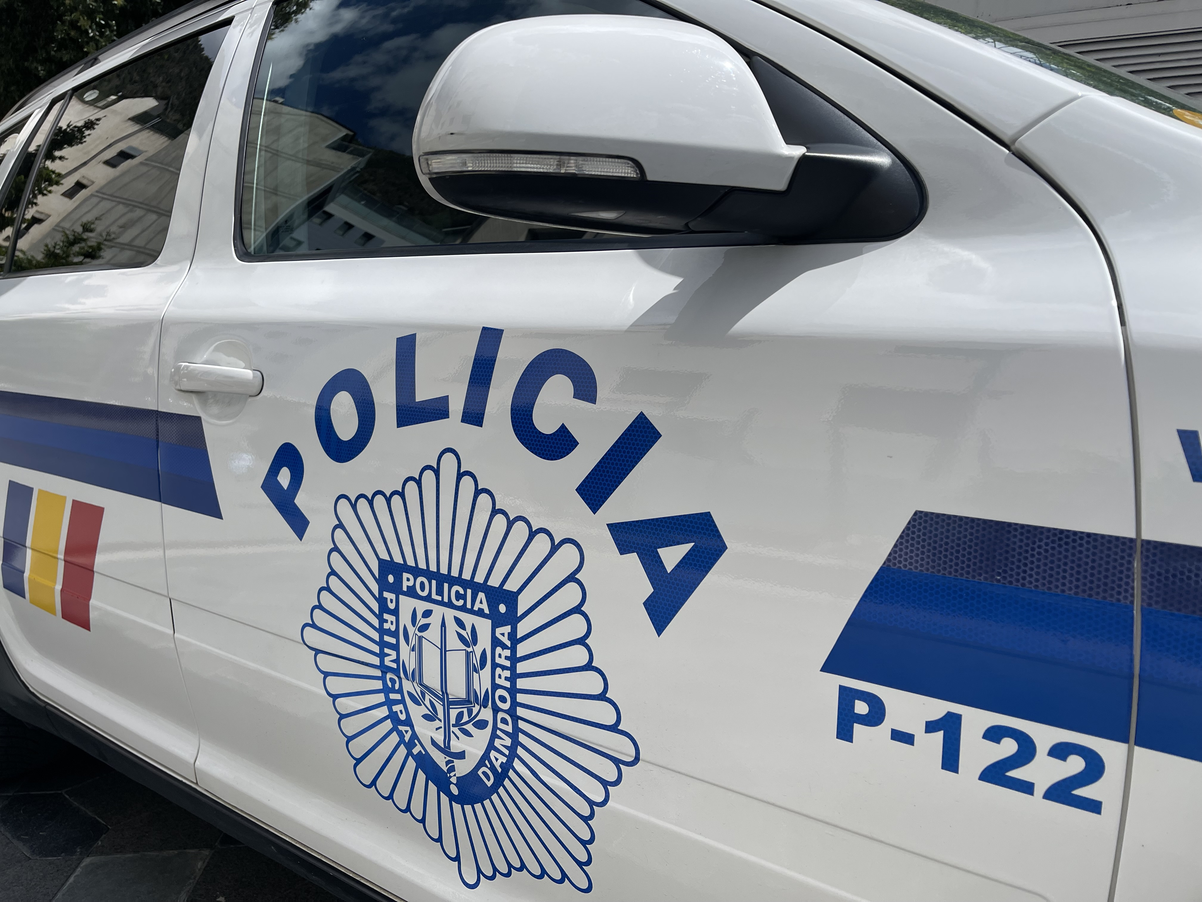 La Policia deté un conductor amb una taxa d’alcoholèmia de 2,05 després d’un accident de danys materials